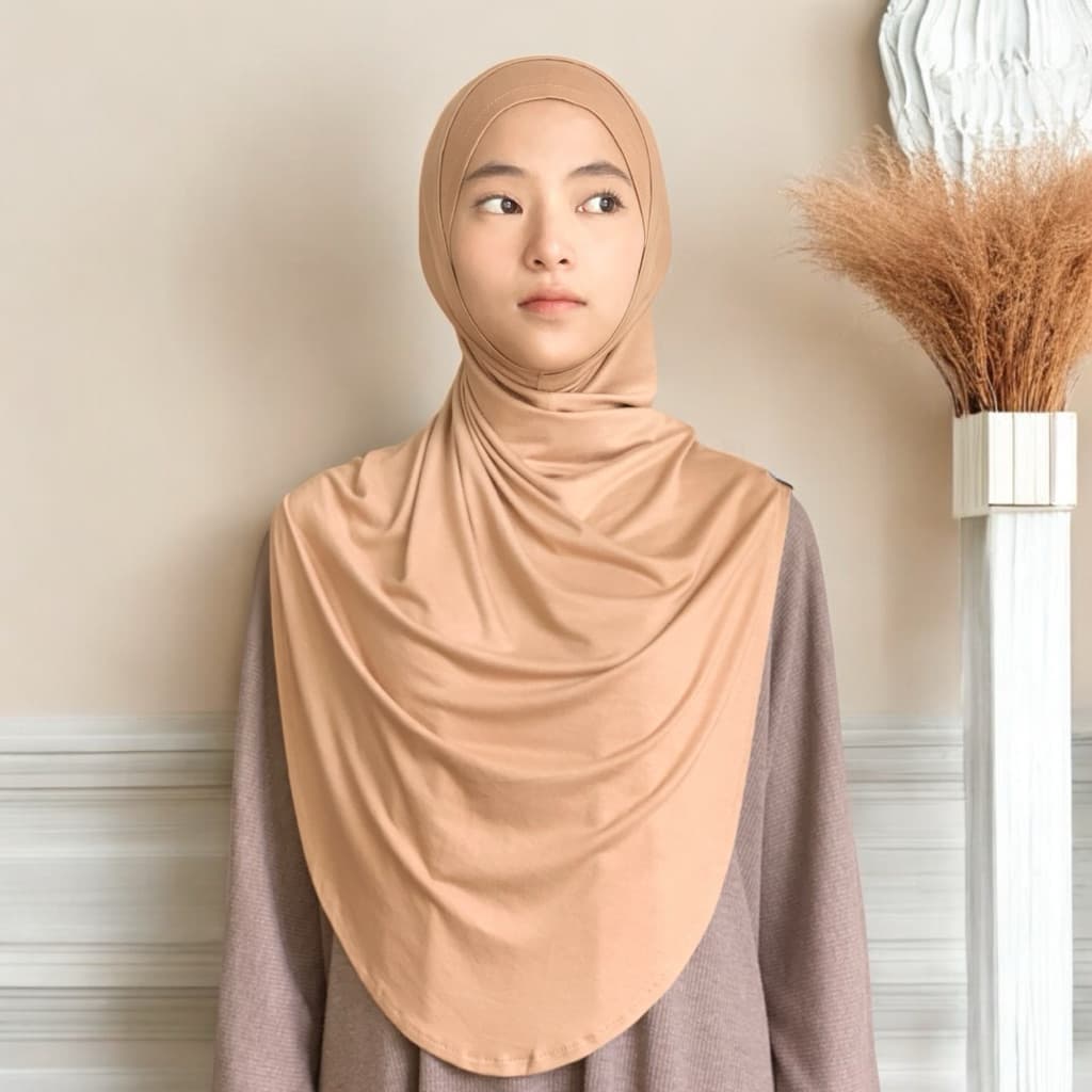 GLEASYM -  Nafa ‘Latte’ Daily Hijab Instan Kaos Oval Syar’i Rayon Premium Super Adem